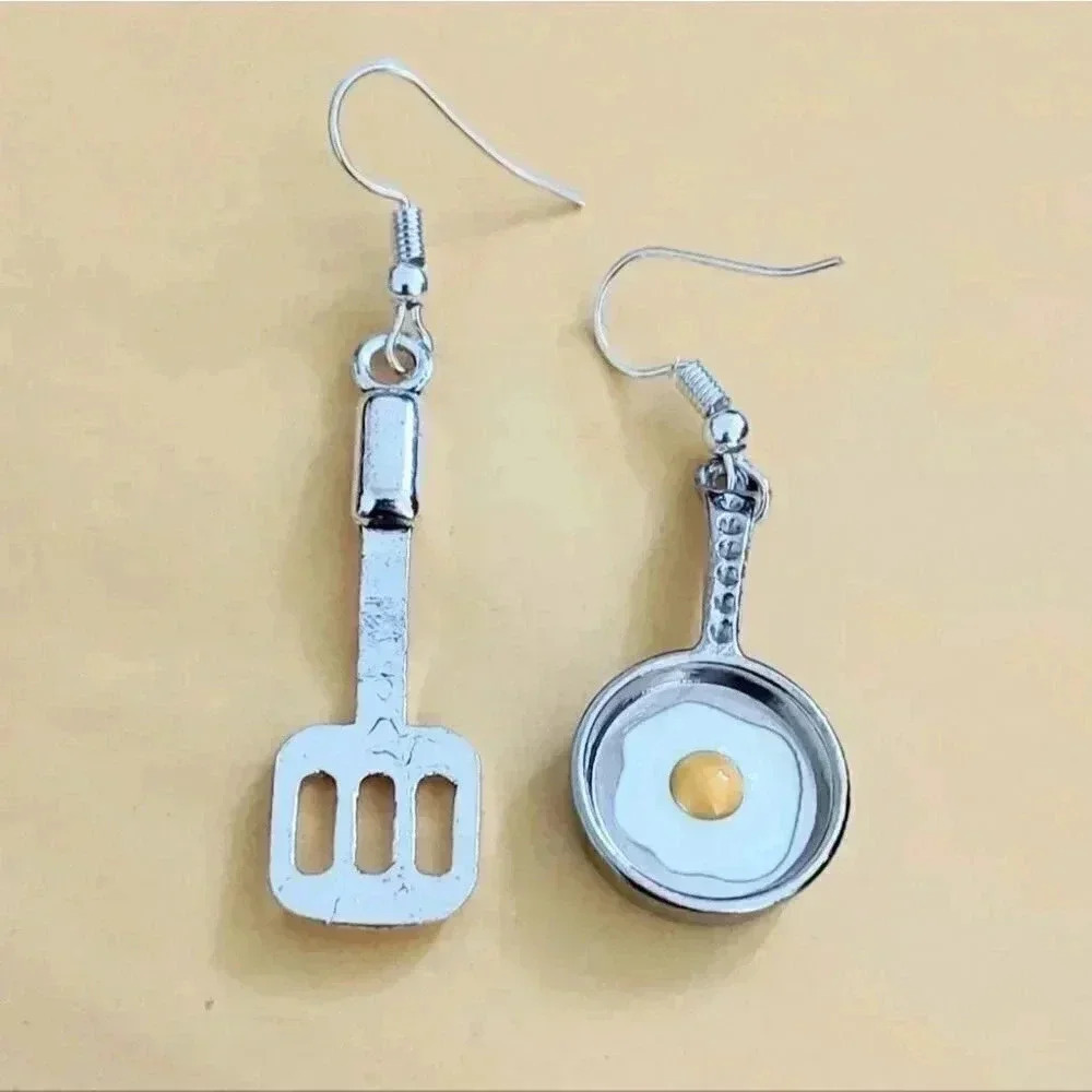 Spachelor pan egg hot sexy hot earring
